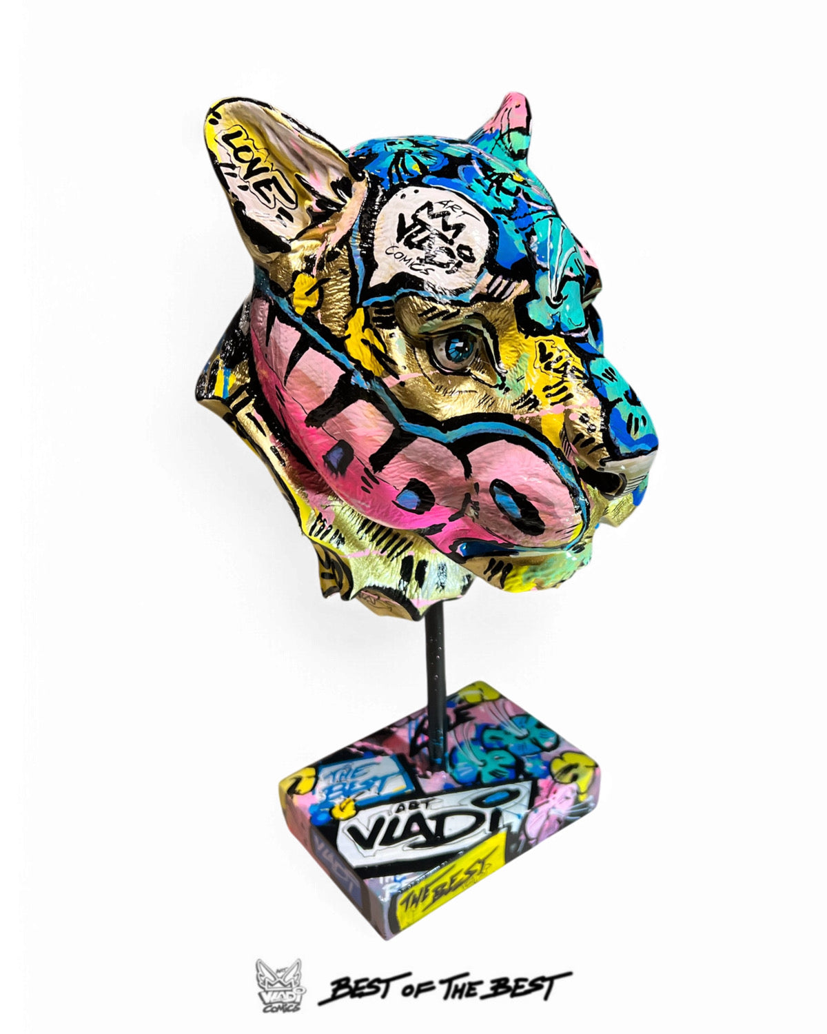Art VLADI sculpture of PUMA - Love - Pop Art Comics Figure - bottom view
